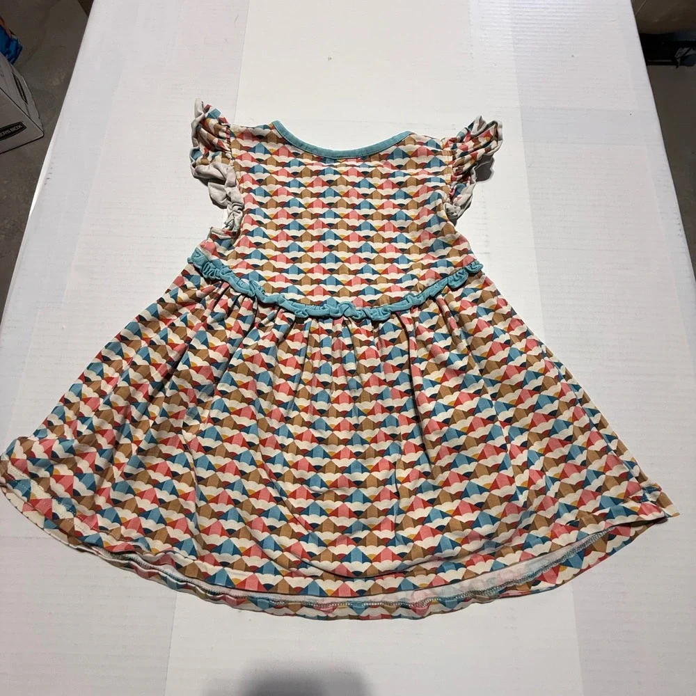 Wildflowers Clothing Girls Dress Size 4 Geometric Print Flutter Sleeve Ruffle